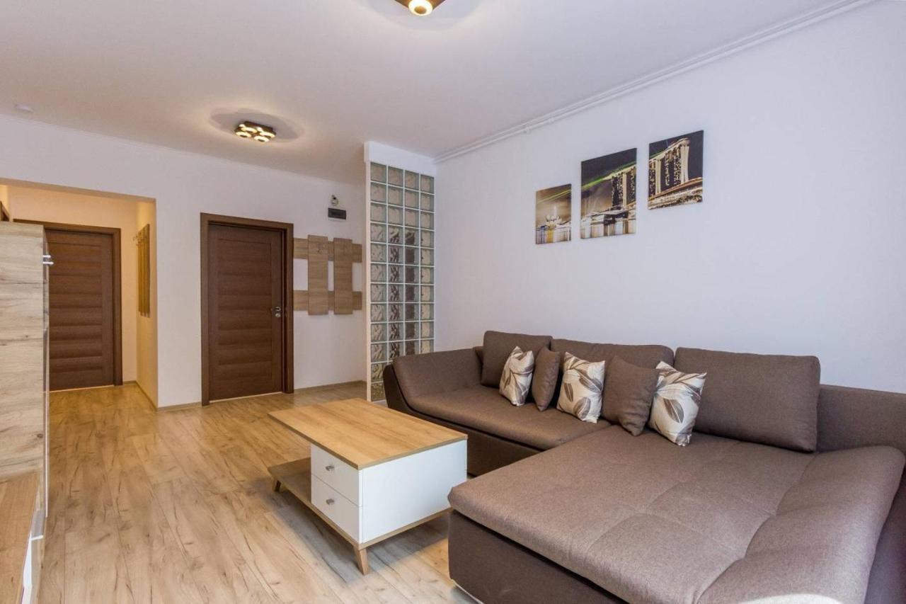 Spacious And Quiet 2 Bedroom Apartment Cluj-Napoca Exterior photo
