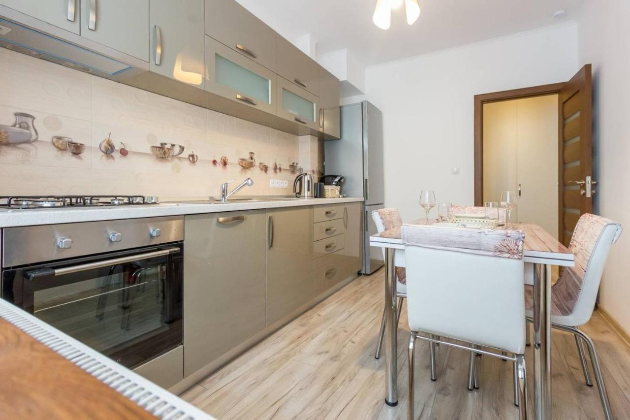 Spacious And Quiet 2 Bedroom Apartment Cluj-Napoca Exterior photo